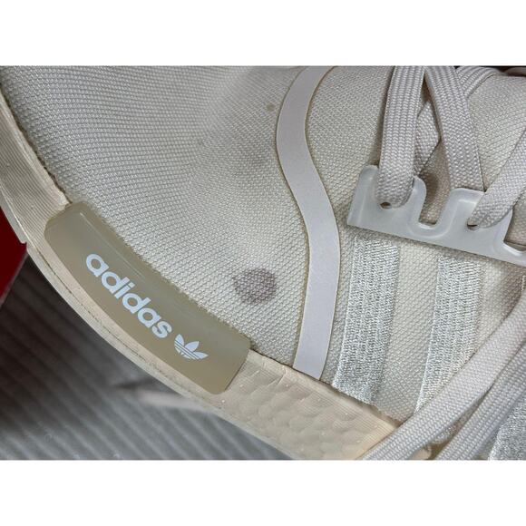 Adidas NMD_R1 V2 Shoes Womens Size 8 Cream White Boost Parley Running Sneakers - Picture 8 of 9